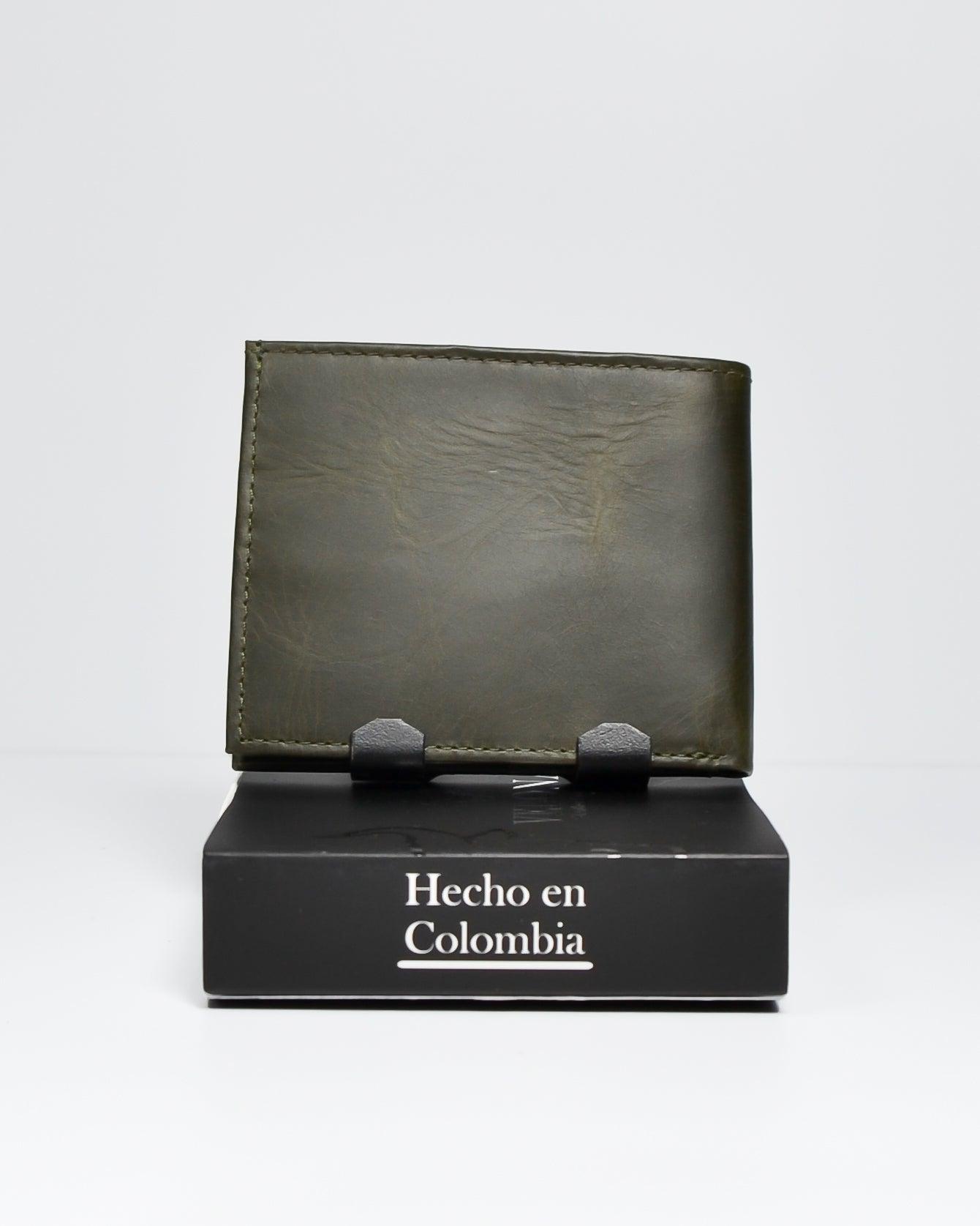Billetera de hombre en cuero verde - Billeteras Medellín