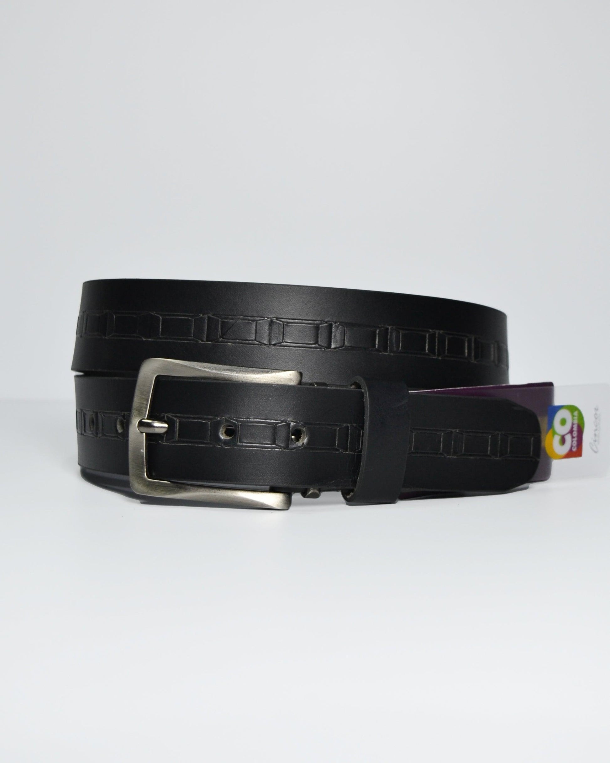 Cinturón para hombre en cuero texturizado color negro - Billeteras Medellín