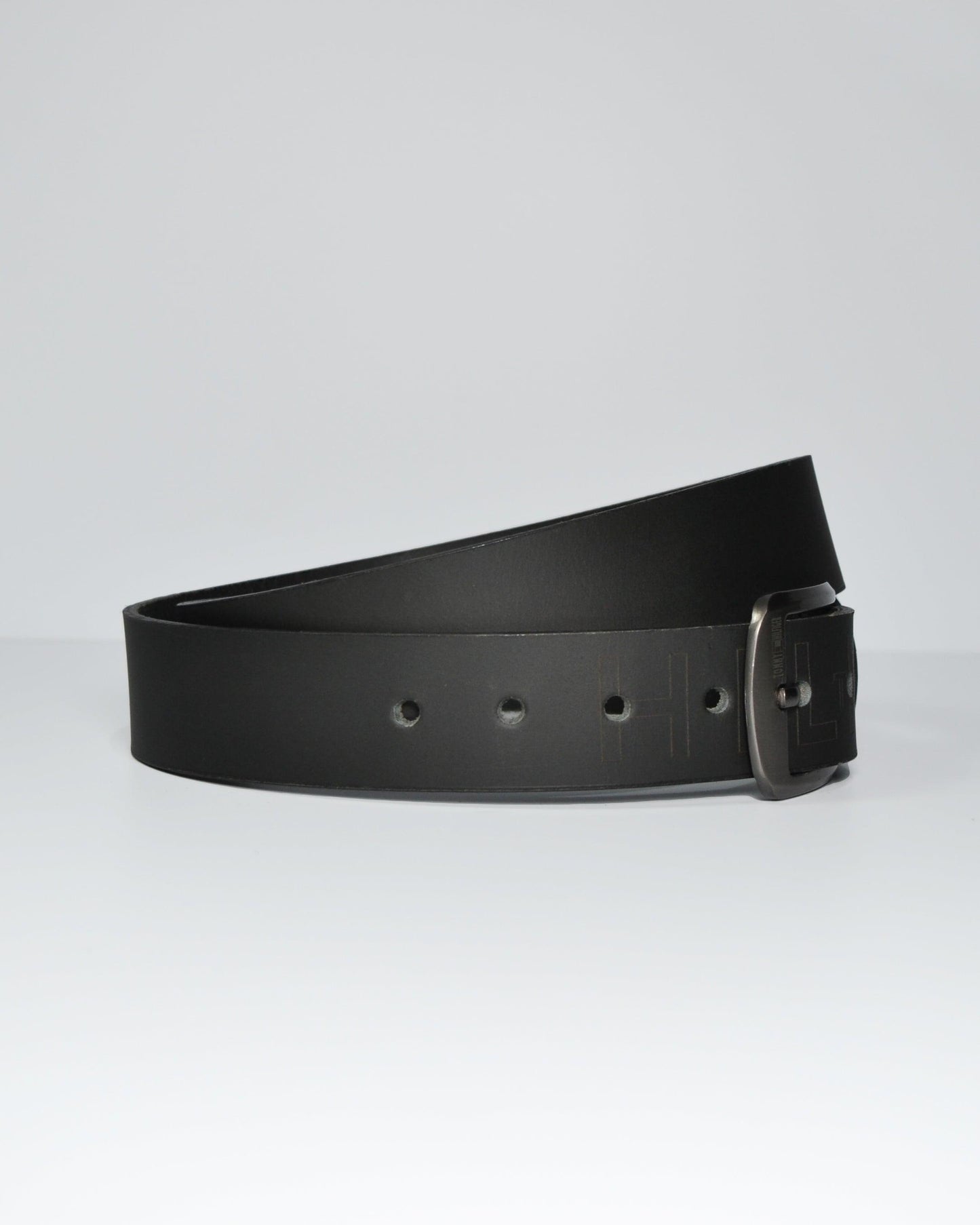 Cinturón para hombre en cuero color negro - Billeteras Medellín