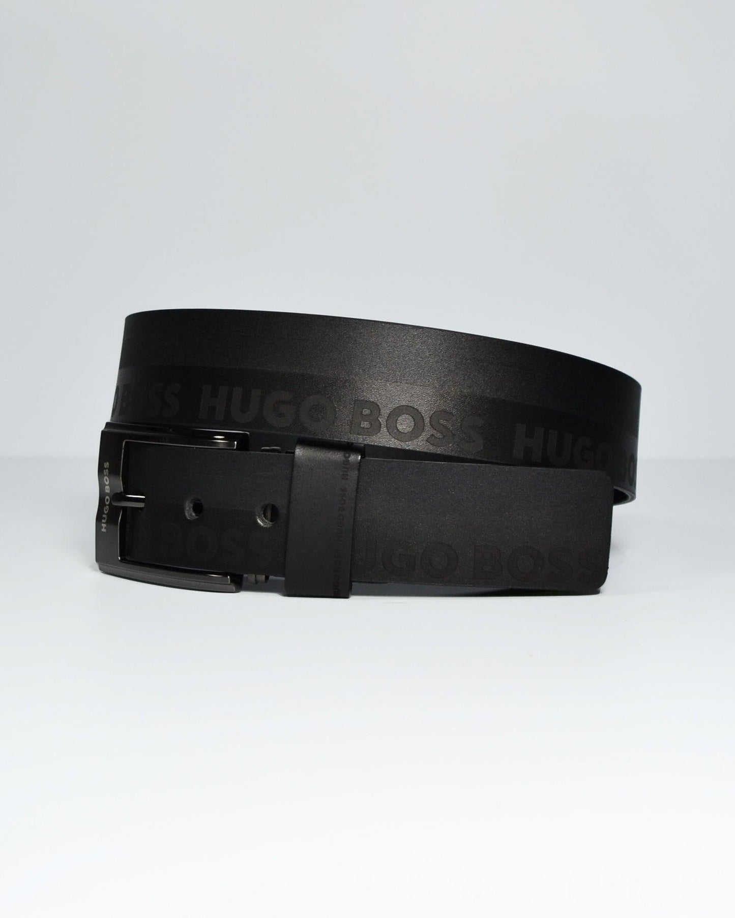 Cinturón para hombre en cuero color negro - Billeteras Medellín