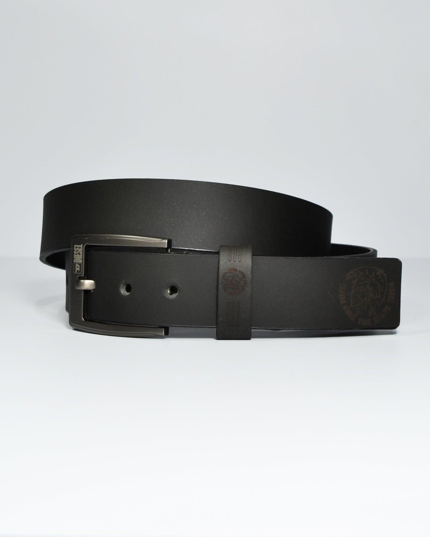 Cinturón para hombre en cuero color negro - Billeteras Medellín