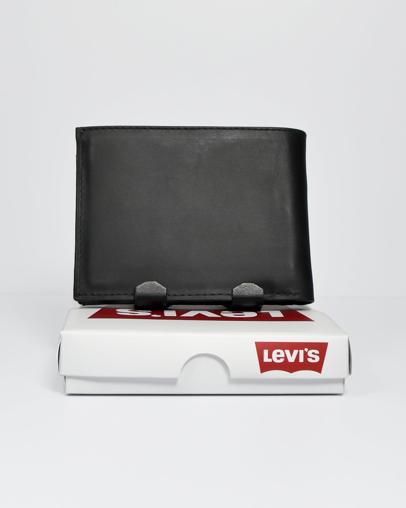 Billetera de edición limitada LEVI´S en cuero negro - Billeteras Medellín